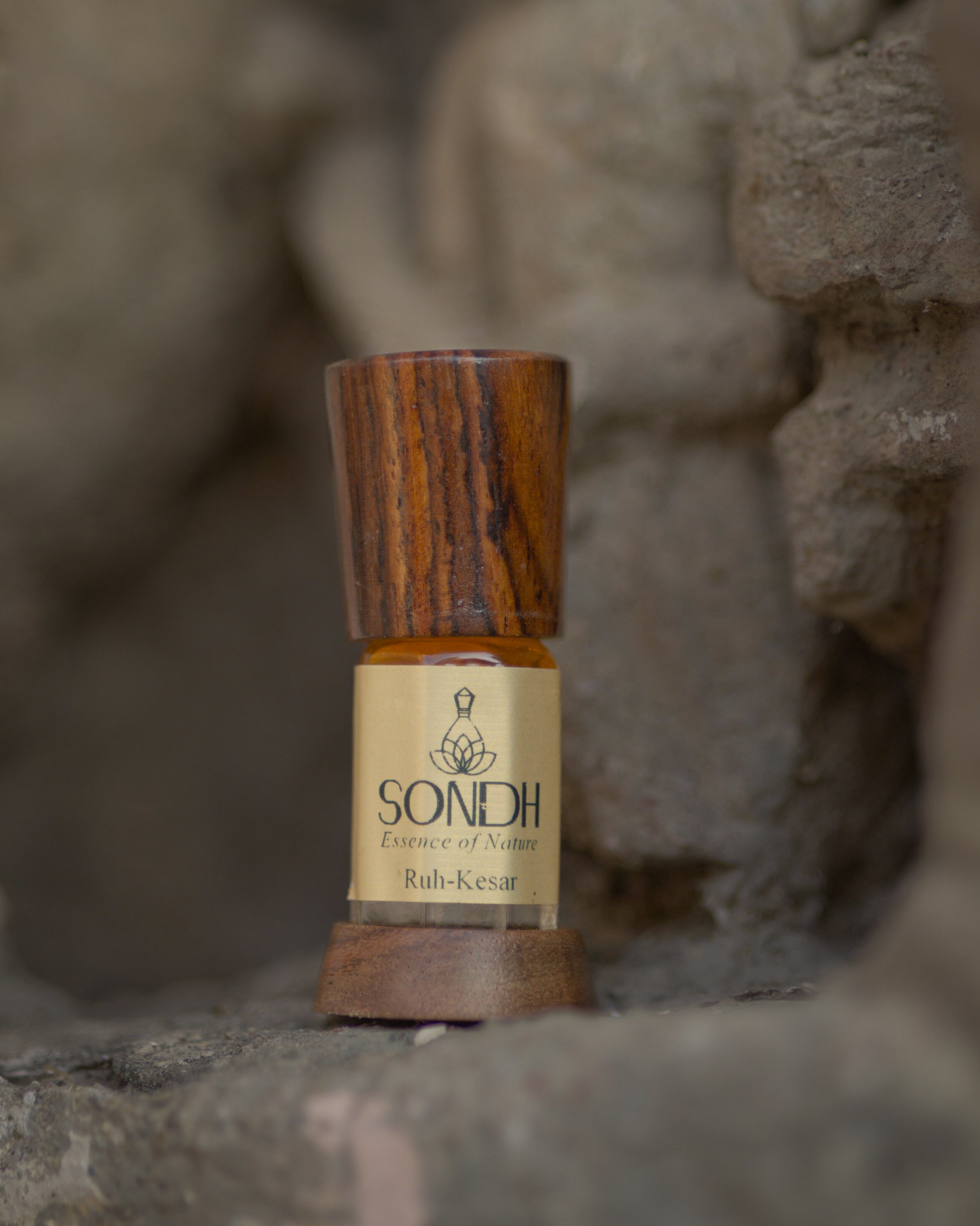 Ruh Kesar ( Sandali Zafran )